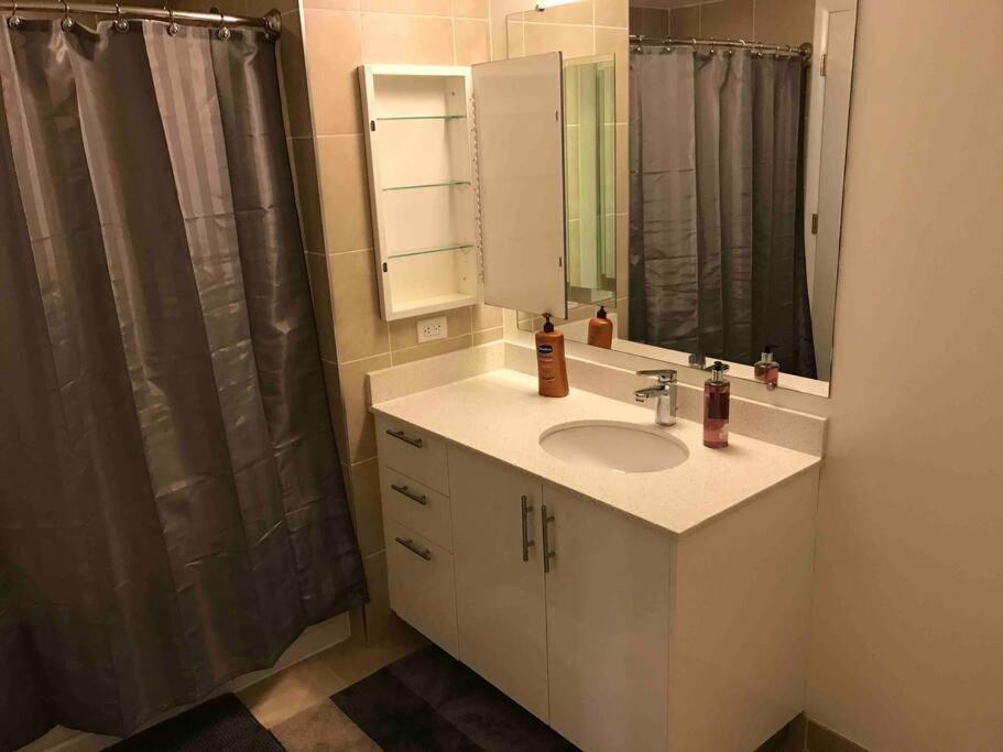 Modern, Chic, Great Location Appartamento Washington Esterno foto